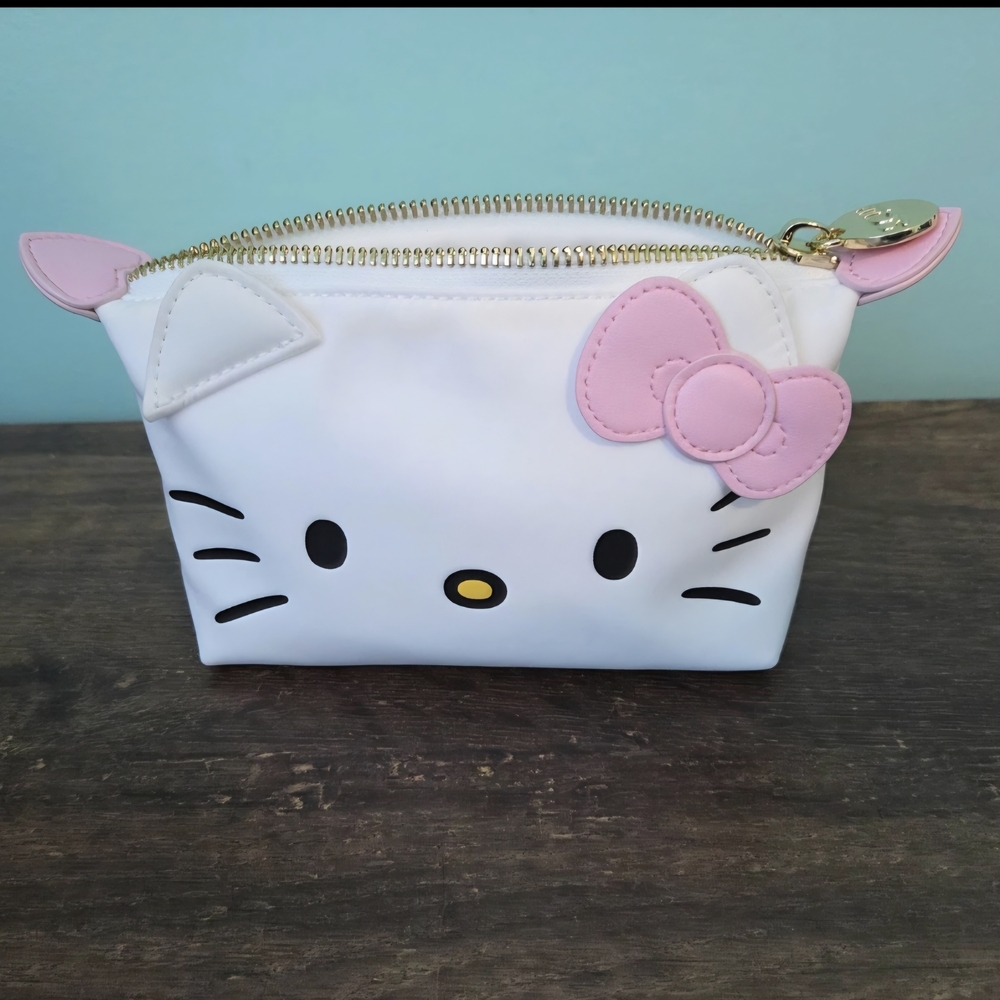 *SOLD* Stoney Clover Lane Hello Kitty Poucette Accessory Bag